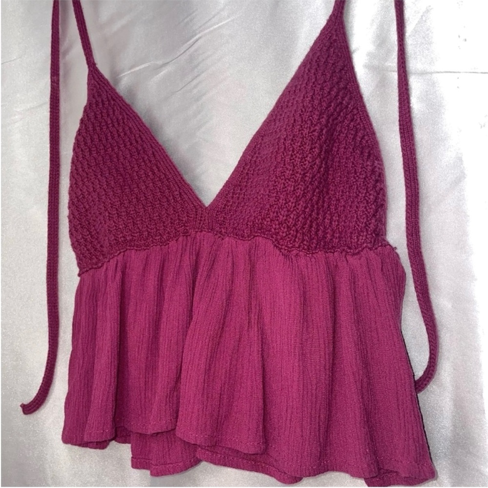 Garage Magenta Flowy Peplum Halter Top Size Small